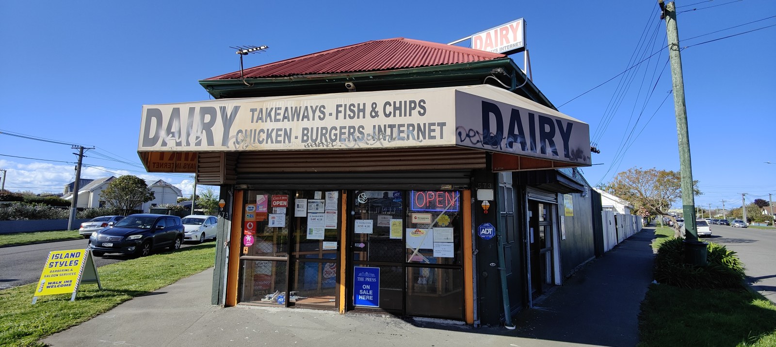 Retail Shop with Commercial Kitchen – High Profile thumbnail